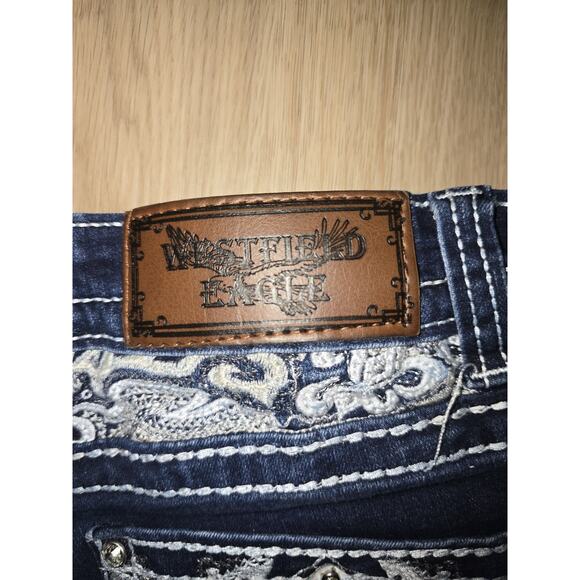 Westfield Eagle Shorts Womens Size 13. Denim Woth Cute Design/stiching - Picture 3 of 6